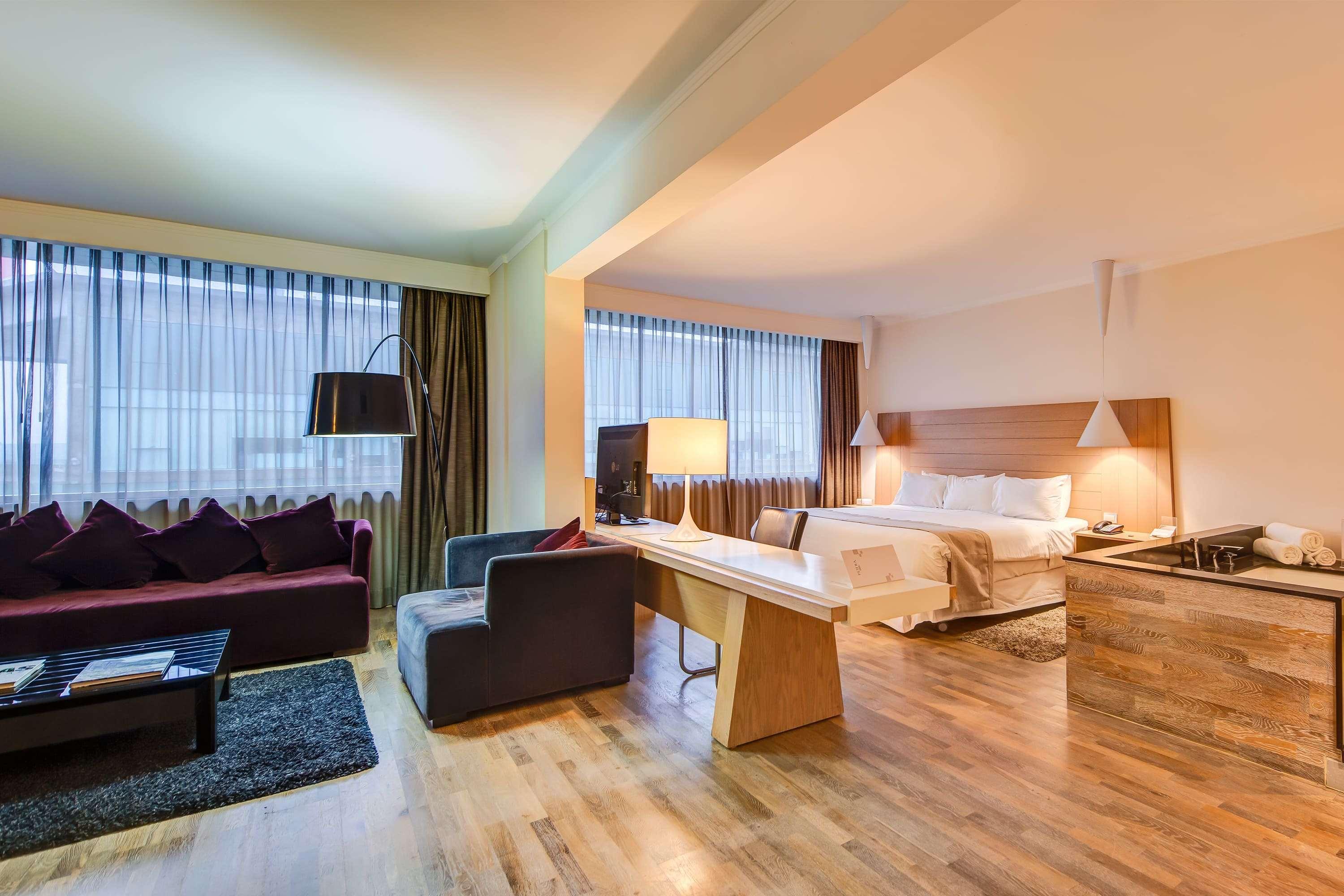 Wyndham Pettra Hotel