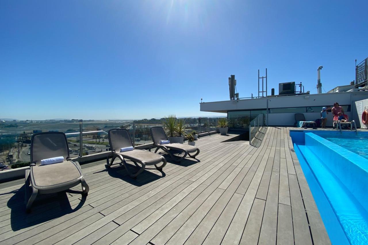 Wyndham Pettra Hotel